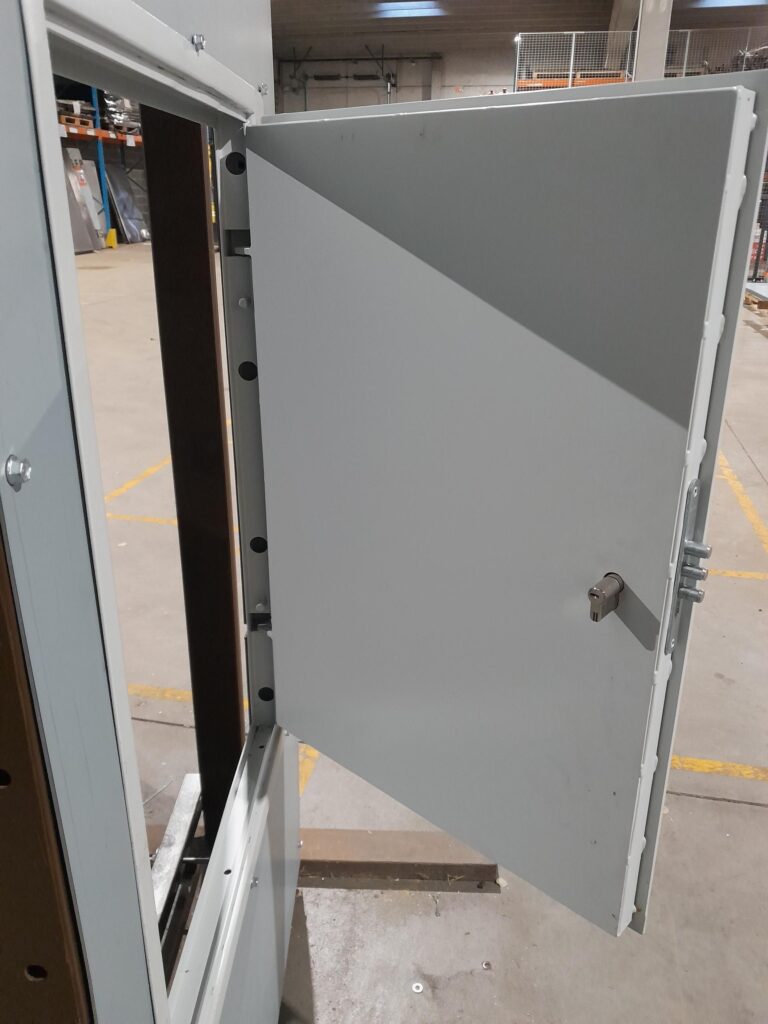 trappe de visite sécurisée